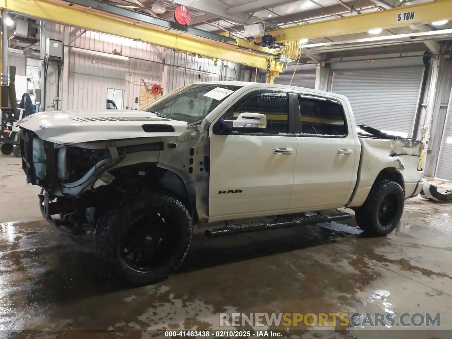 15 Photograph of a damaged car 1C6RRFFG8LN379073 RAM 1500 2020