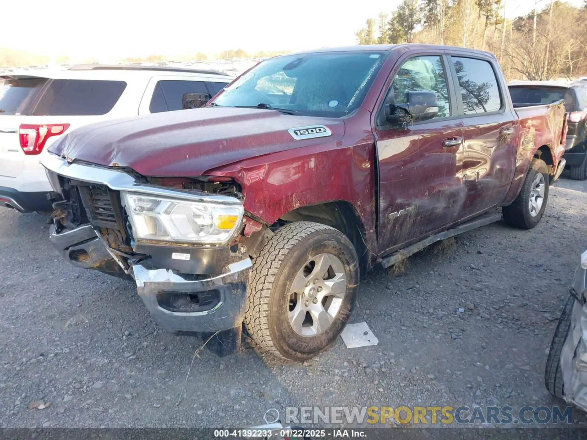 2 Photograph of a damaged car 1C6RRFFGXLN288600 RAM 1500 2020