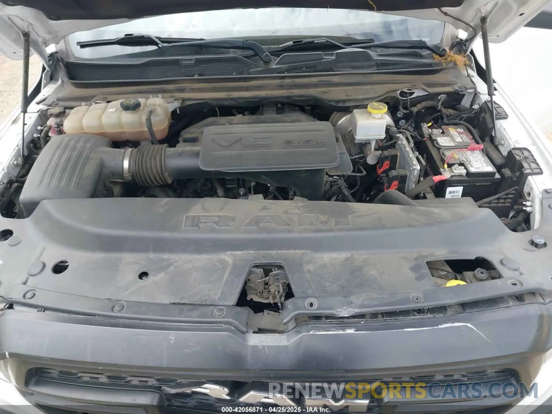 10 Photograph of a damaged car 1C6SRECG6LN386006 RAM 1500 2020