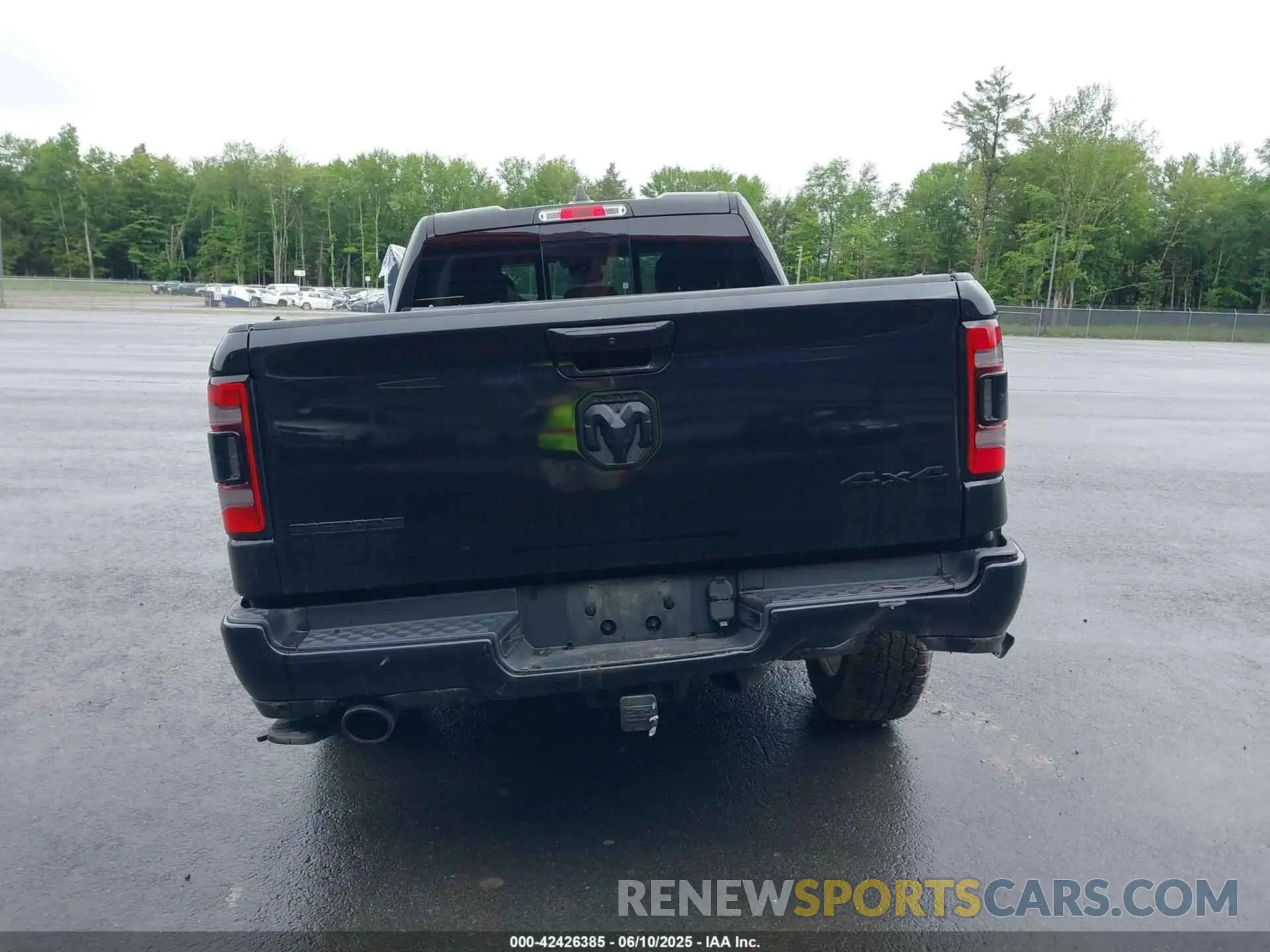 16 Photograph of a damaged car 1C6SRFBT0LN242228 RAM 1500 2020