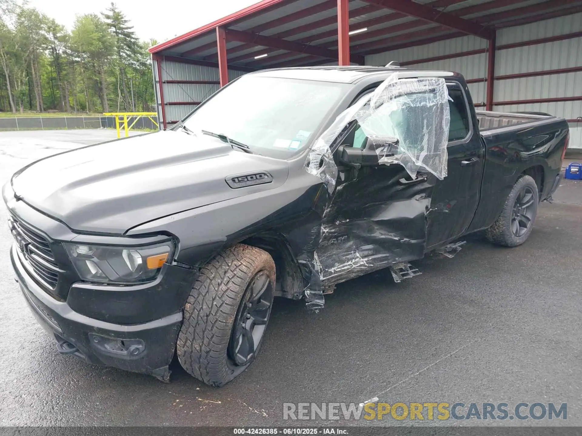 6 Photograph of a damaged car 1C6SRFBT0LN242228 RAM 1500 2020