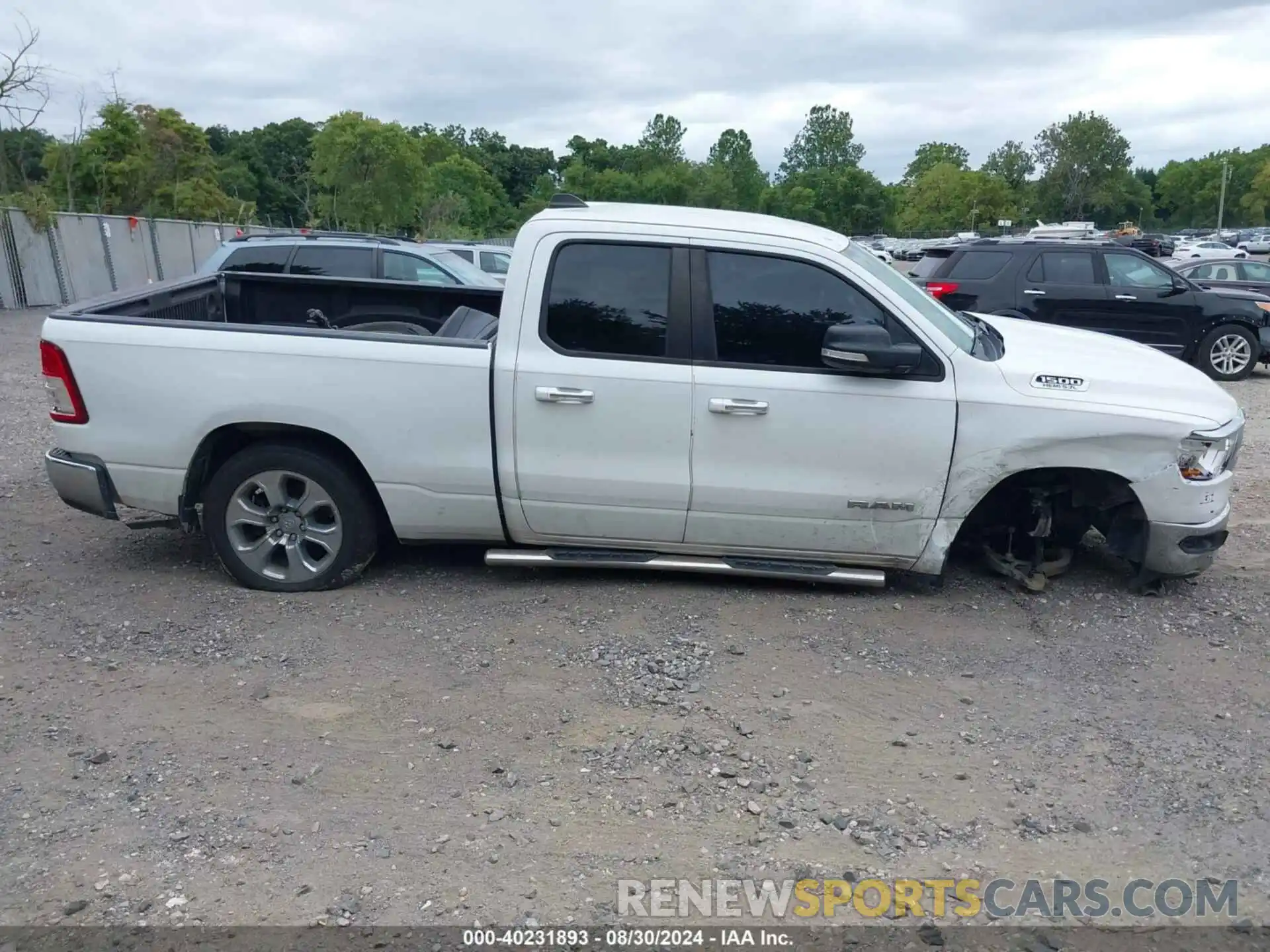 13 Photograph of a damaged car 1C6SRFBT2LN213975 RAM 1500 2020