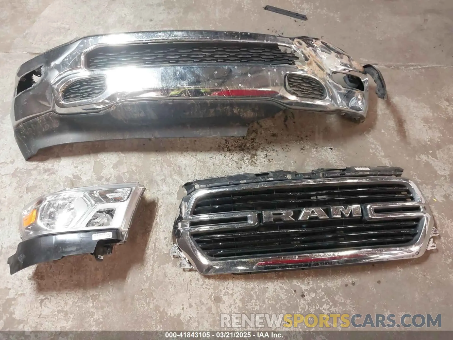 12 Photograph of a damaged car 1C6SRFBT3LN222815 RAM 1500 2020