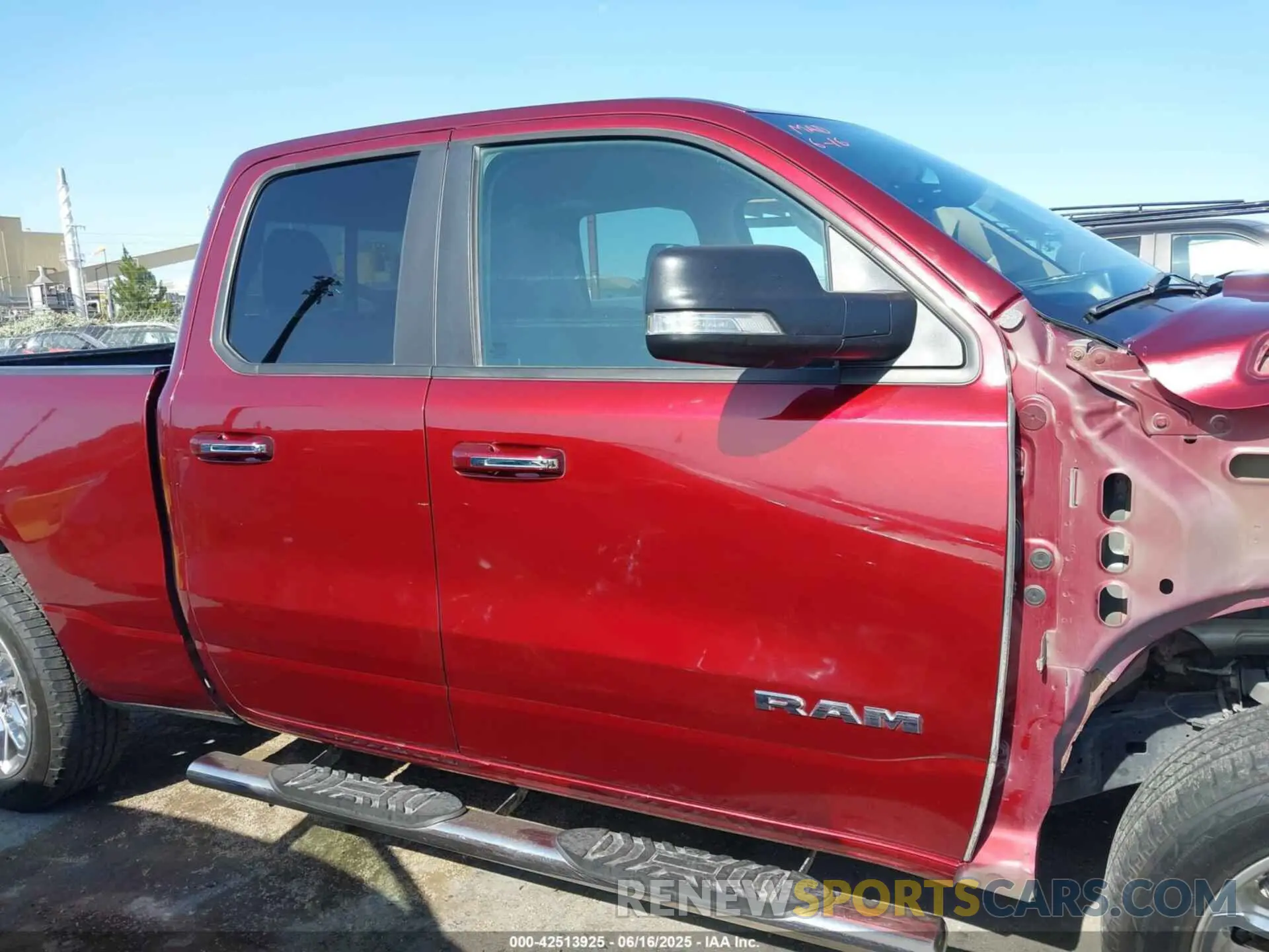 14 Photograph of a damaged car 1C6SRFBT4LN258335 RAM 1500 2020