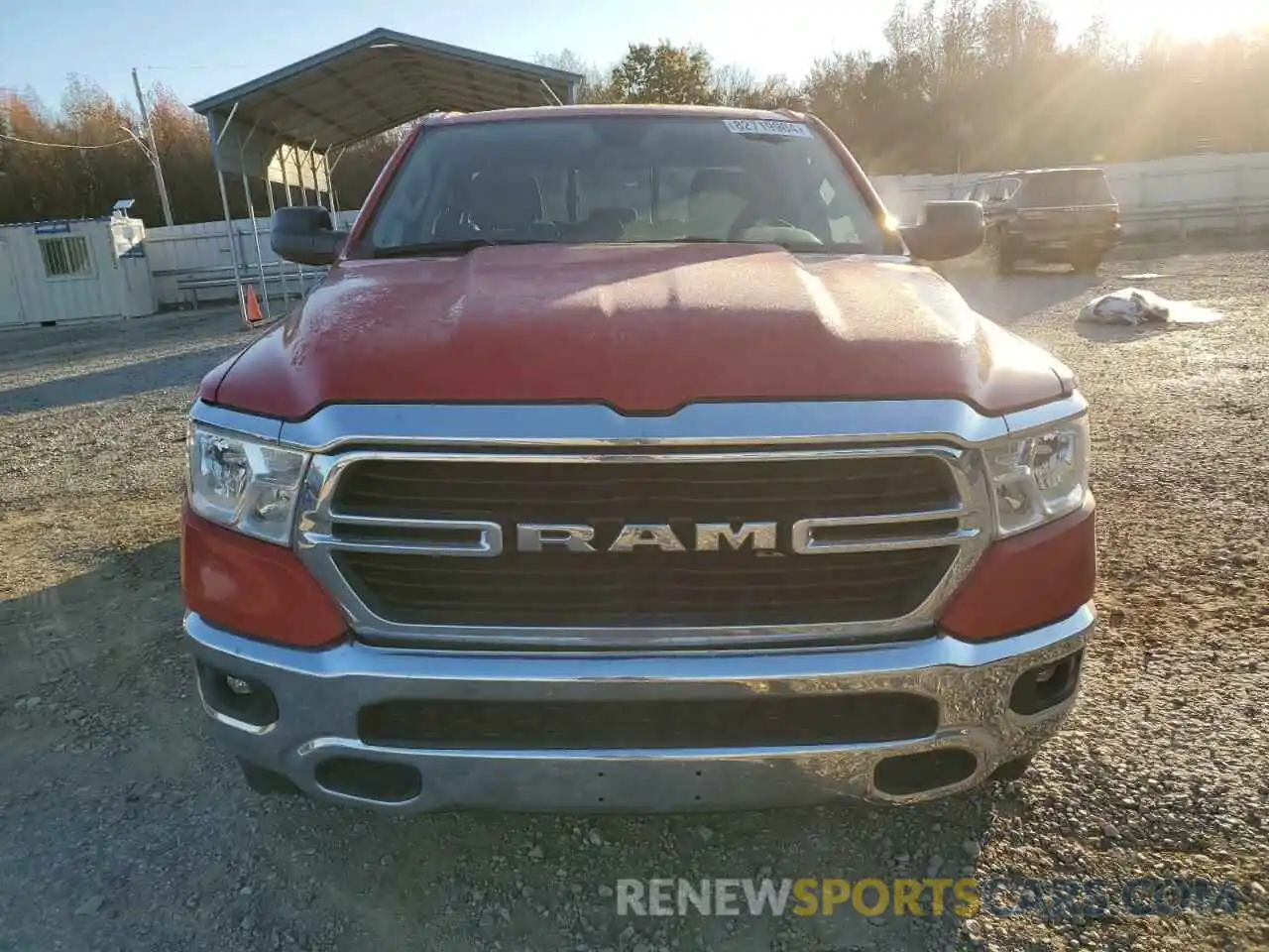 5 Photograph of a damaged car 1C6SRFBT5LN404029 RAM 1500 2020