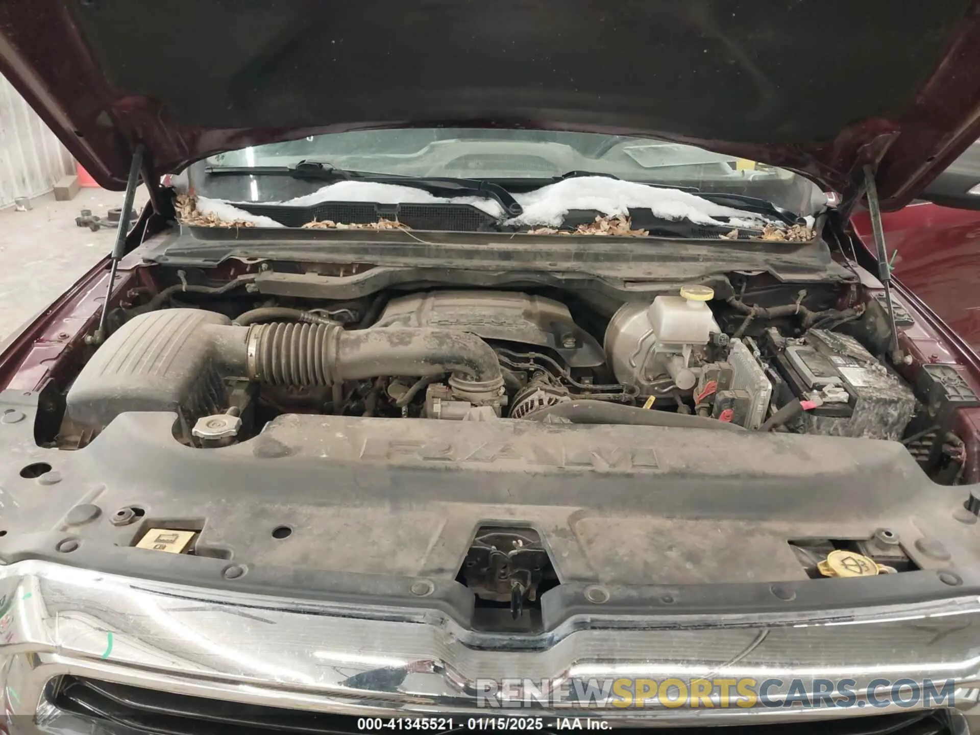 10 Photograph of a damaged car 1C6SRFBT6LN110557 RAM 1500 2020