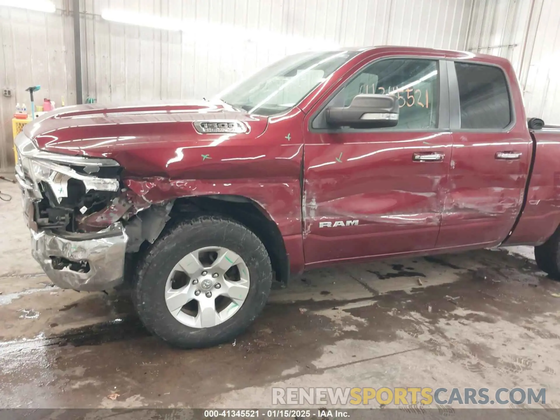 6 Photograph of a damaged car 1C6SRFBT6LN110557 RAM 1500 2020