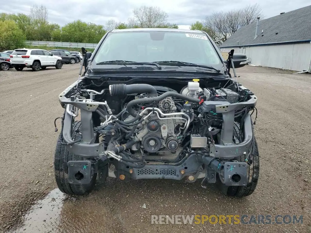 5 Photograph of a damaged car 1C6SRFBT6LN136768 RAM 1500 2020