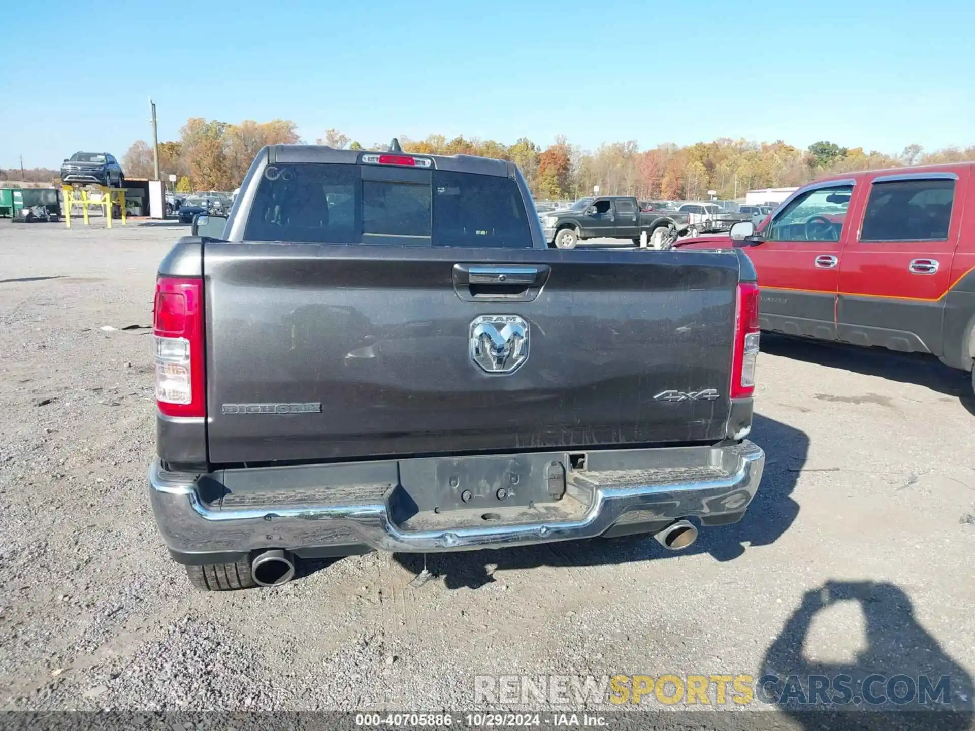 16 Photograph of a damaged car 1C6SRFBT7LN190385 RAM 1500 2020