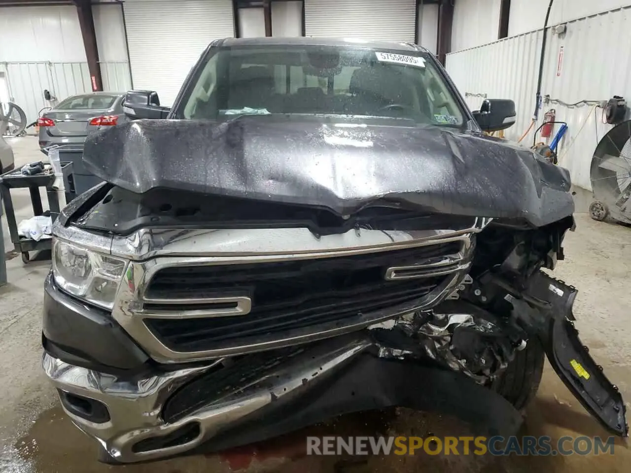 5 Photograph of a damaged car 1C6SRFBT8LN120507 RAM 1500 2020