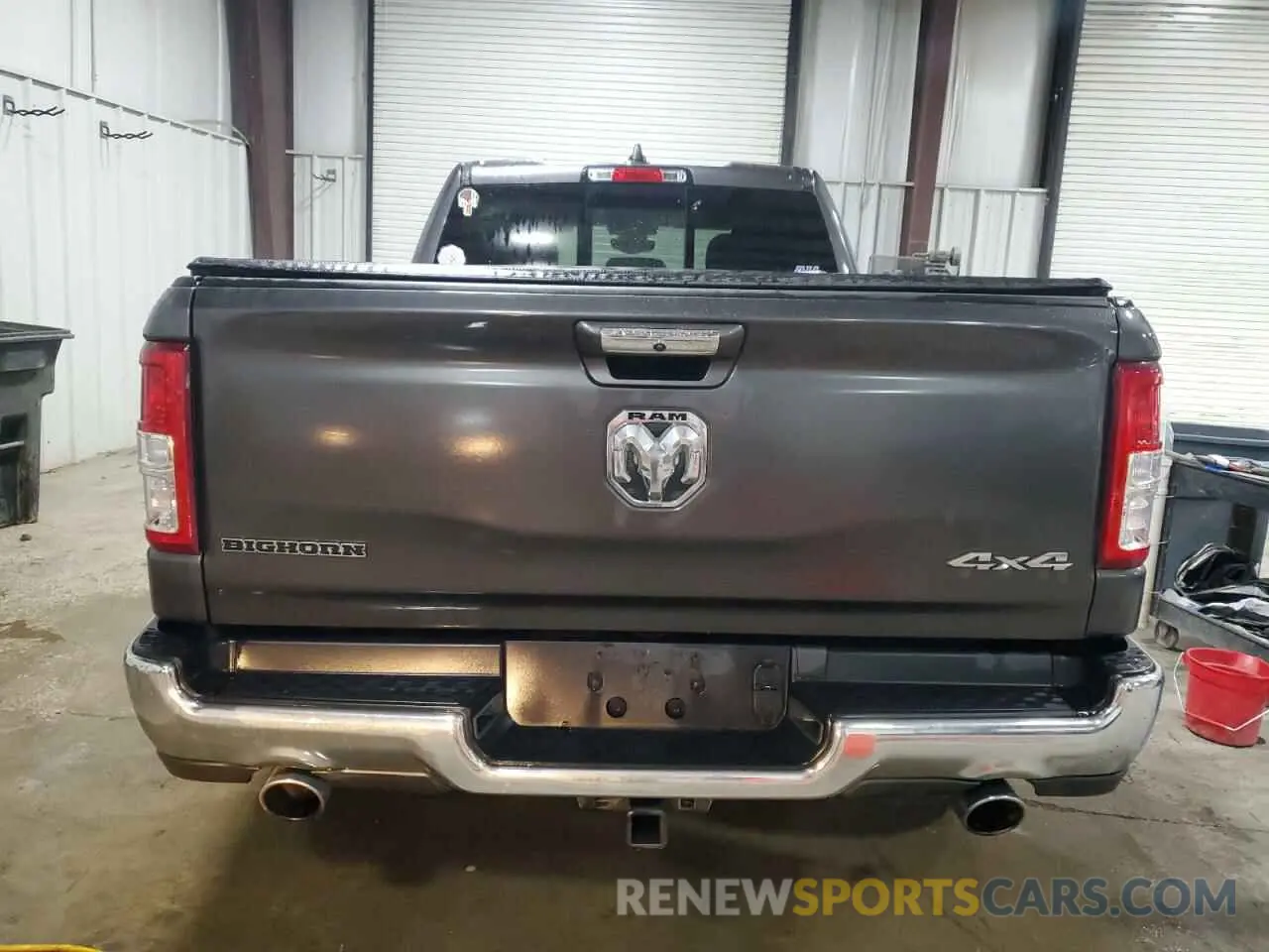 6 Photograph of a damaged car 1C6SRFBT8LN120507 RAM 1500 2020