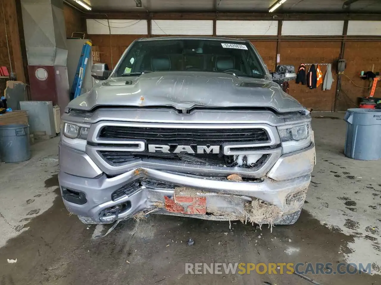 5 Photograph of a damaged car 1C6SRFDT5LN164297 RAM 1500 2020