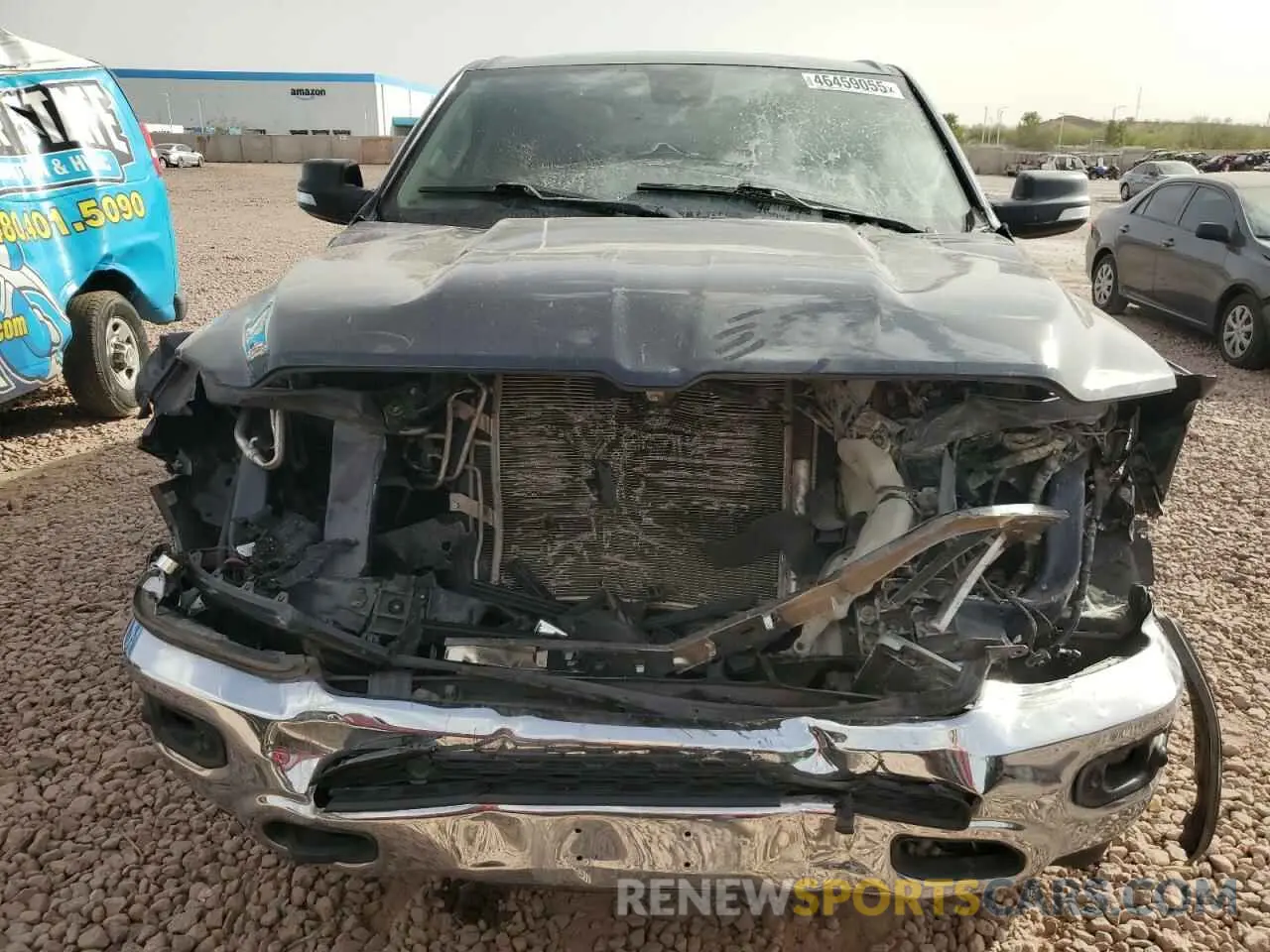 5 Photograph of a damaged car 1C6SRFFM6LN201007 RAM 1500 2020