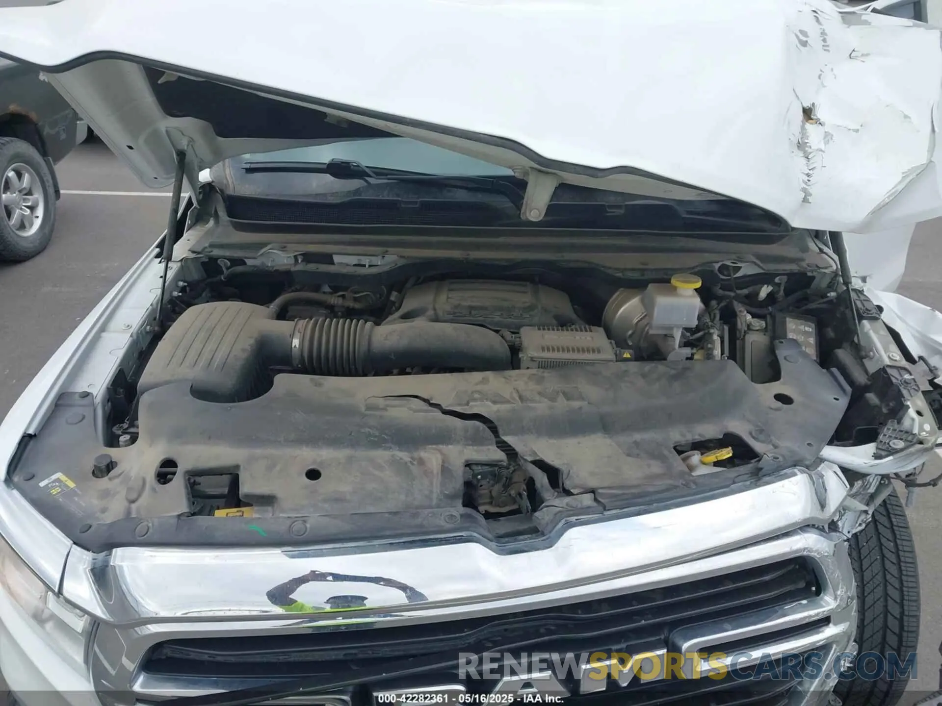 10 Photograph of a damaged car 1C6SRFFT0LN394102 RAM 1500 2020