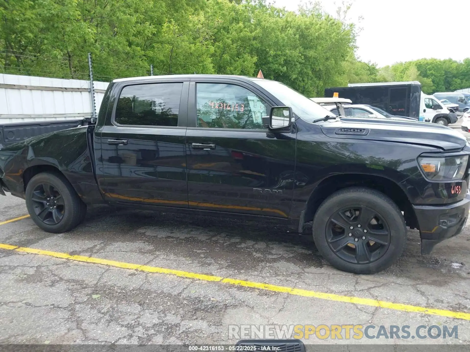 13 Photograph of a damaged car 1C6SRFFT1LN345619 RAM 1500 2020