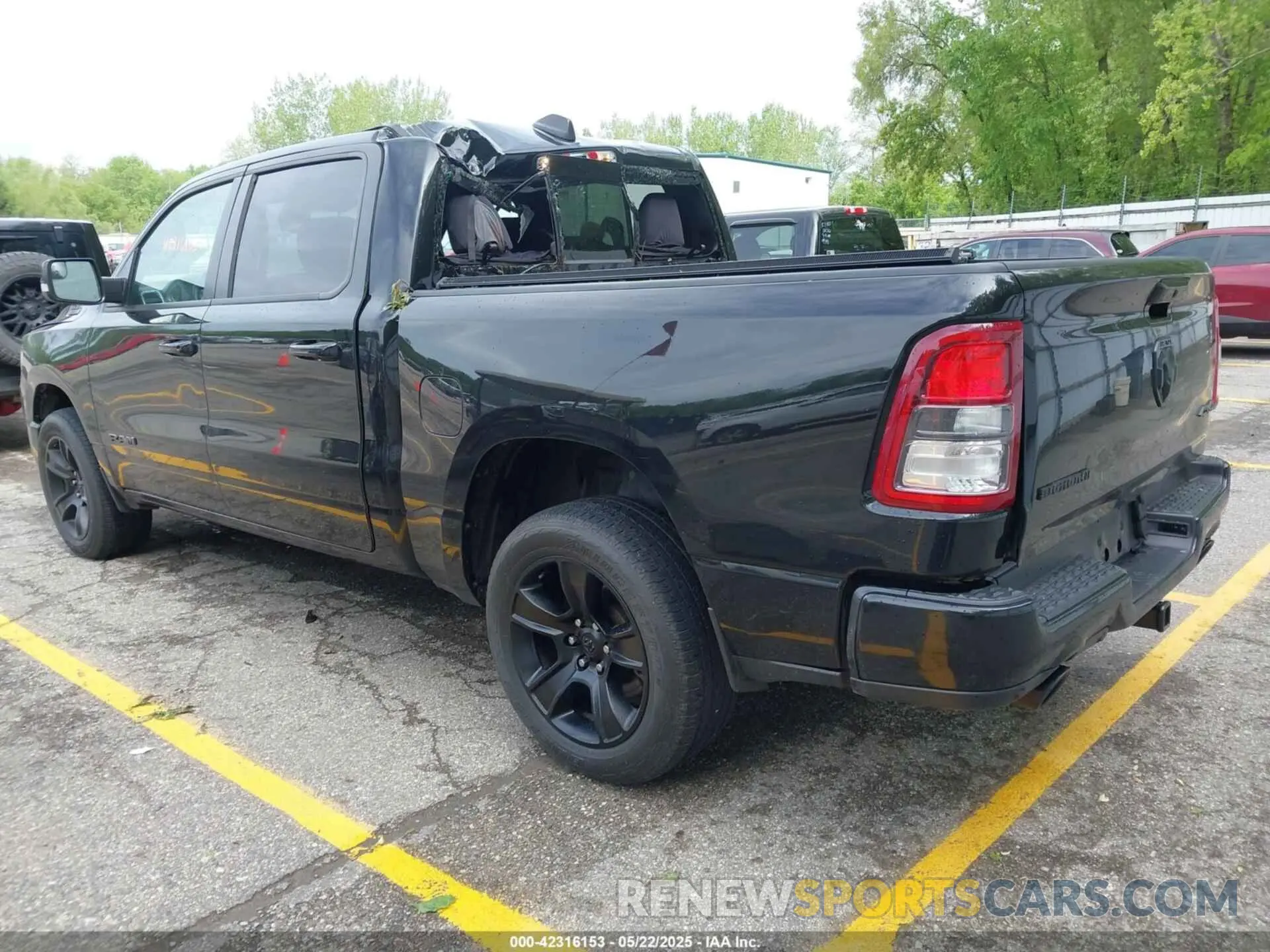 3 Photograph of a damaged car 1C6SRFFT1LN345619 RAM 1500 2020
