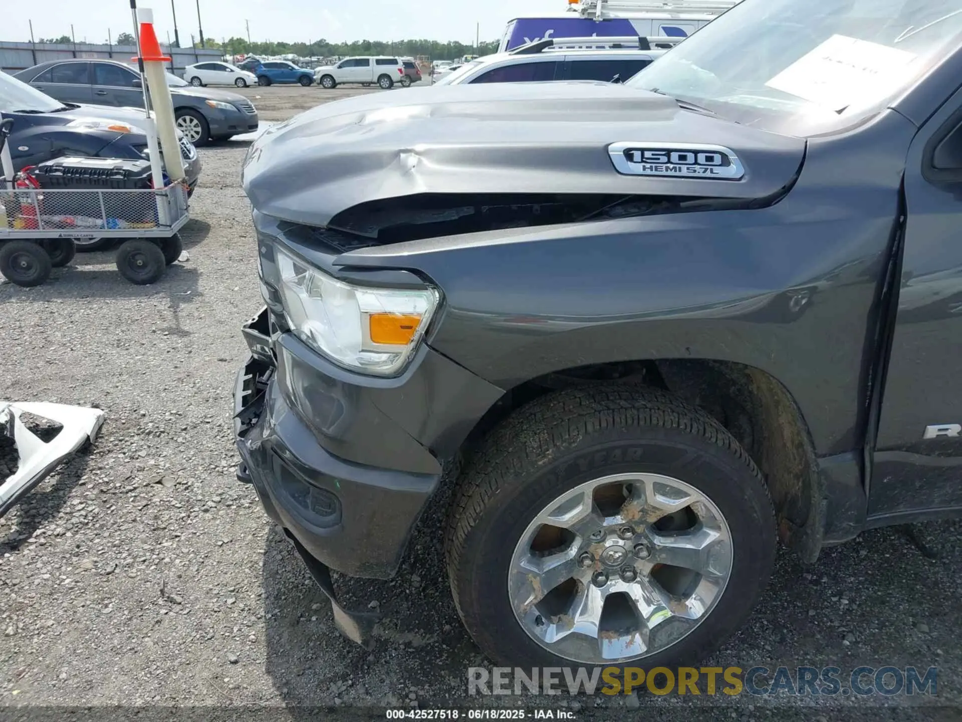 17 Photograph of a damaged car 1C6SRFFT2LN103468 RAM 1500 2020