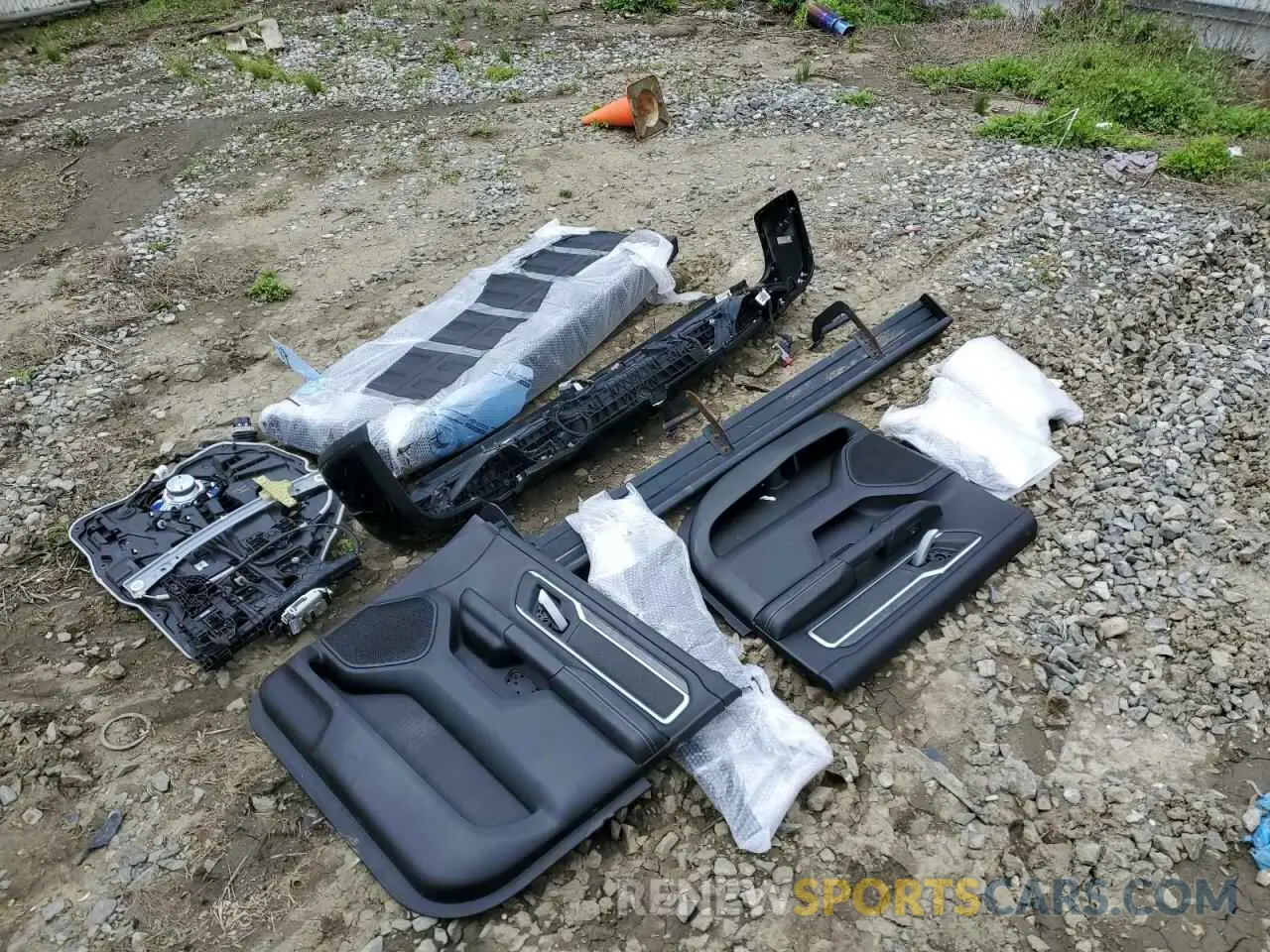 12 Photograph of a damaged car 1C6SRFFT2LN215879 RAM 1500 2020