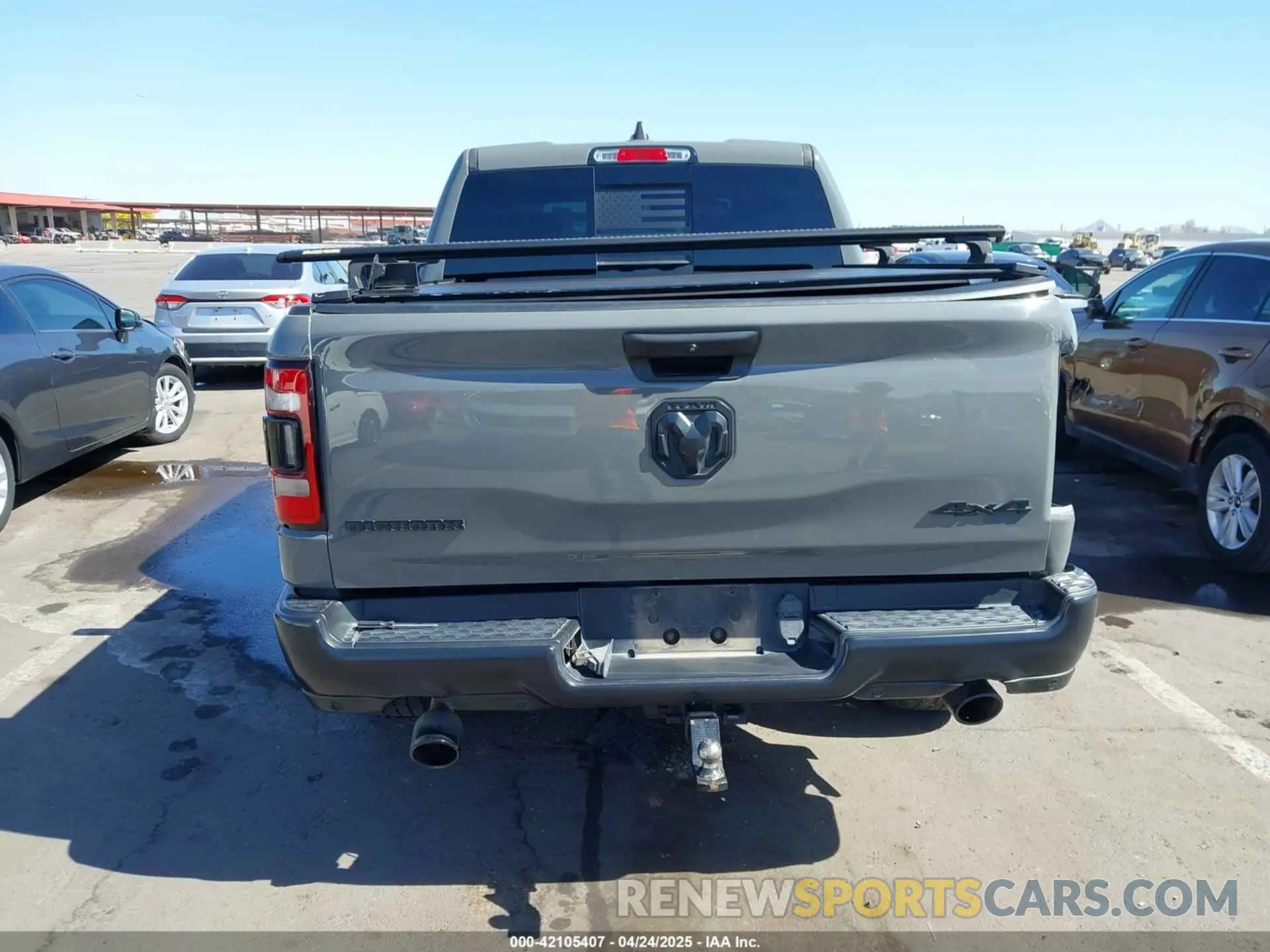 16 Photograph of a damaged car 1C6SRFFT2LN382730 RAM 1500 2020