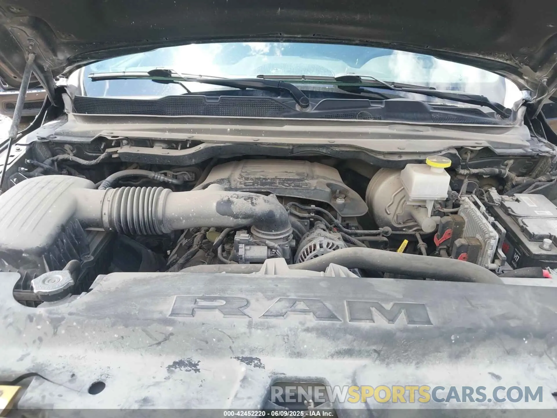 10 Photograph of a damaged car 1C6SRFFT3LN103124 RAM 1500 2020