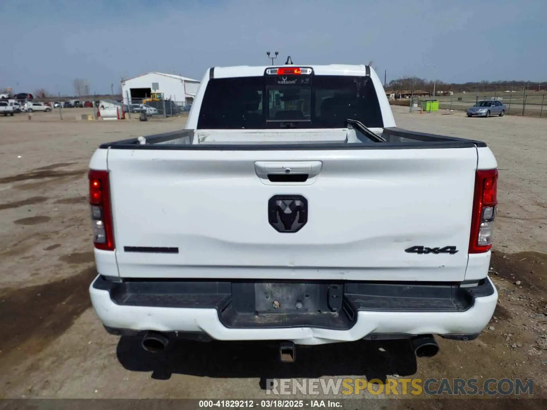 17 Photograph of a damaged car 1C6SRFFT3LN347291 RAM 1500 2020