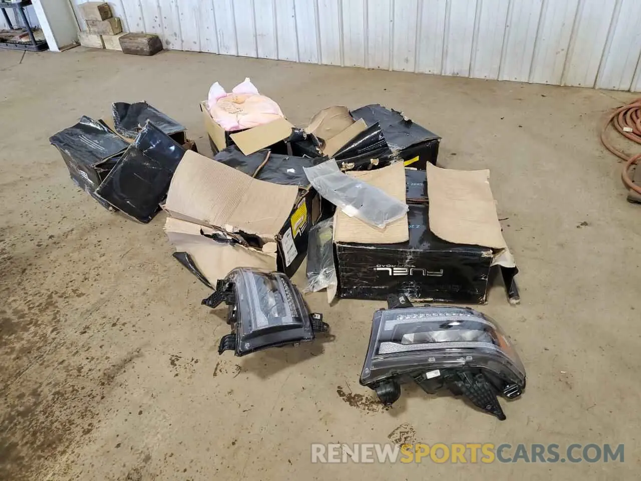 12 Photograph of a damaged car 1C6SRFFT4LN140098 RAM 1500 2020