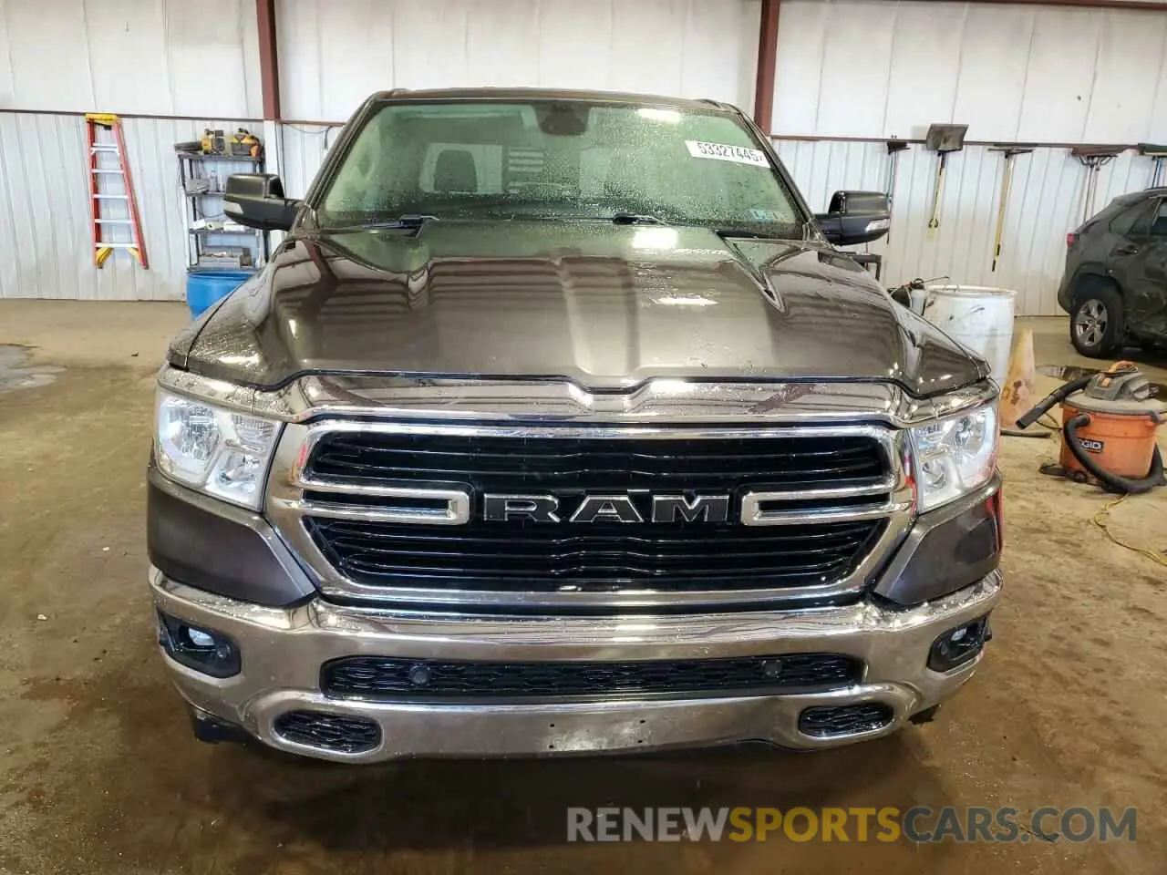 5 Photograph of a damaged car 1C6SRFFT4LN140098 RAM 1500 2020