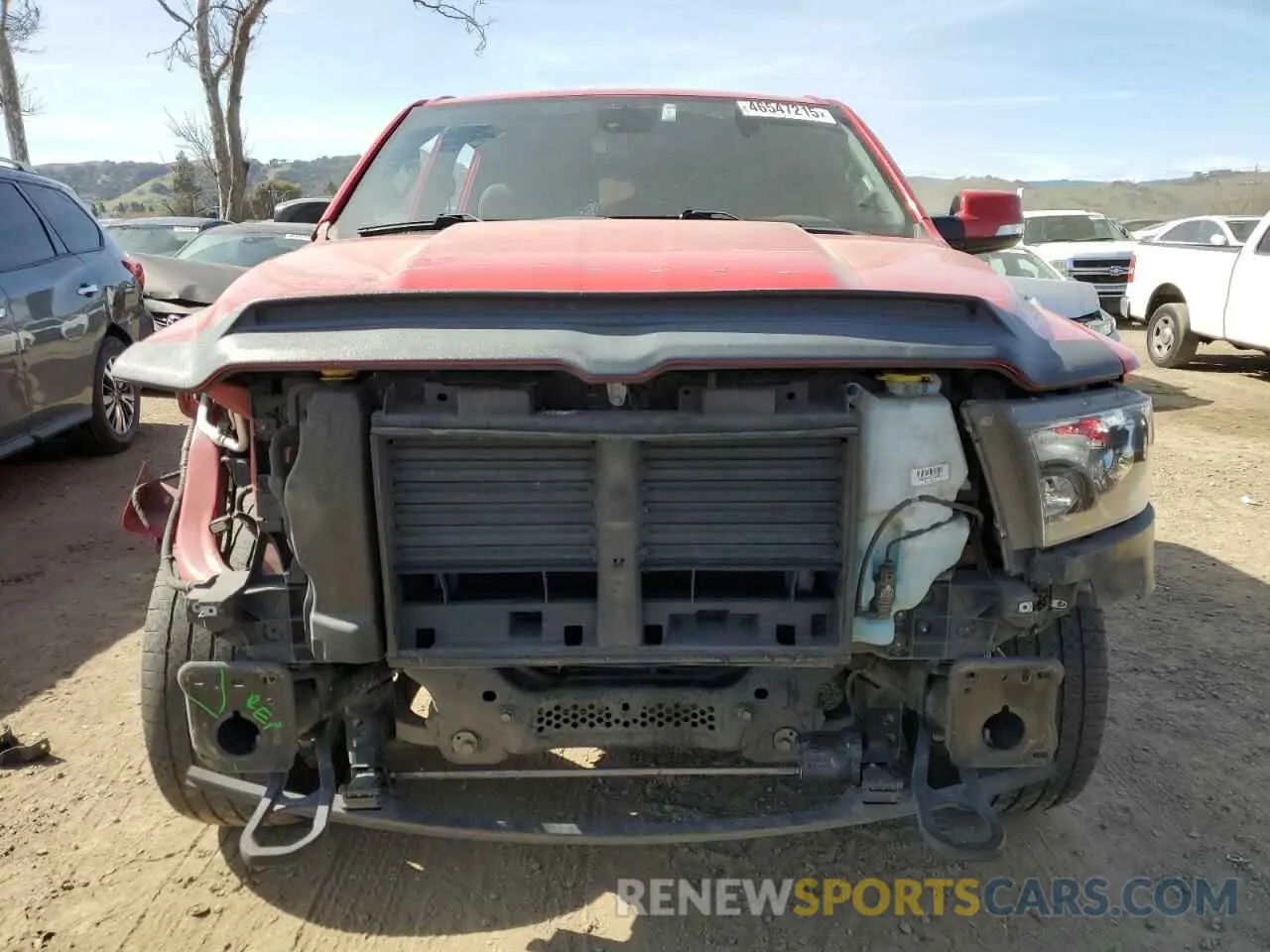 5 Photograph of a damaged car 1C6SRFFT4LN326031 RAM 1500 2020
