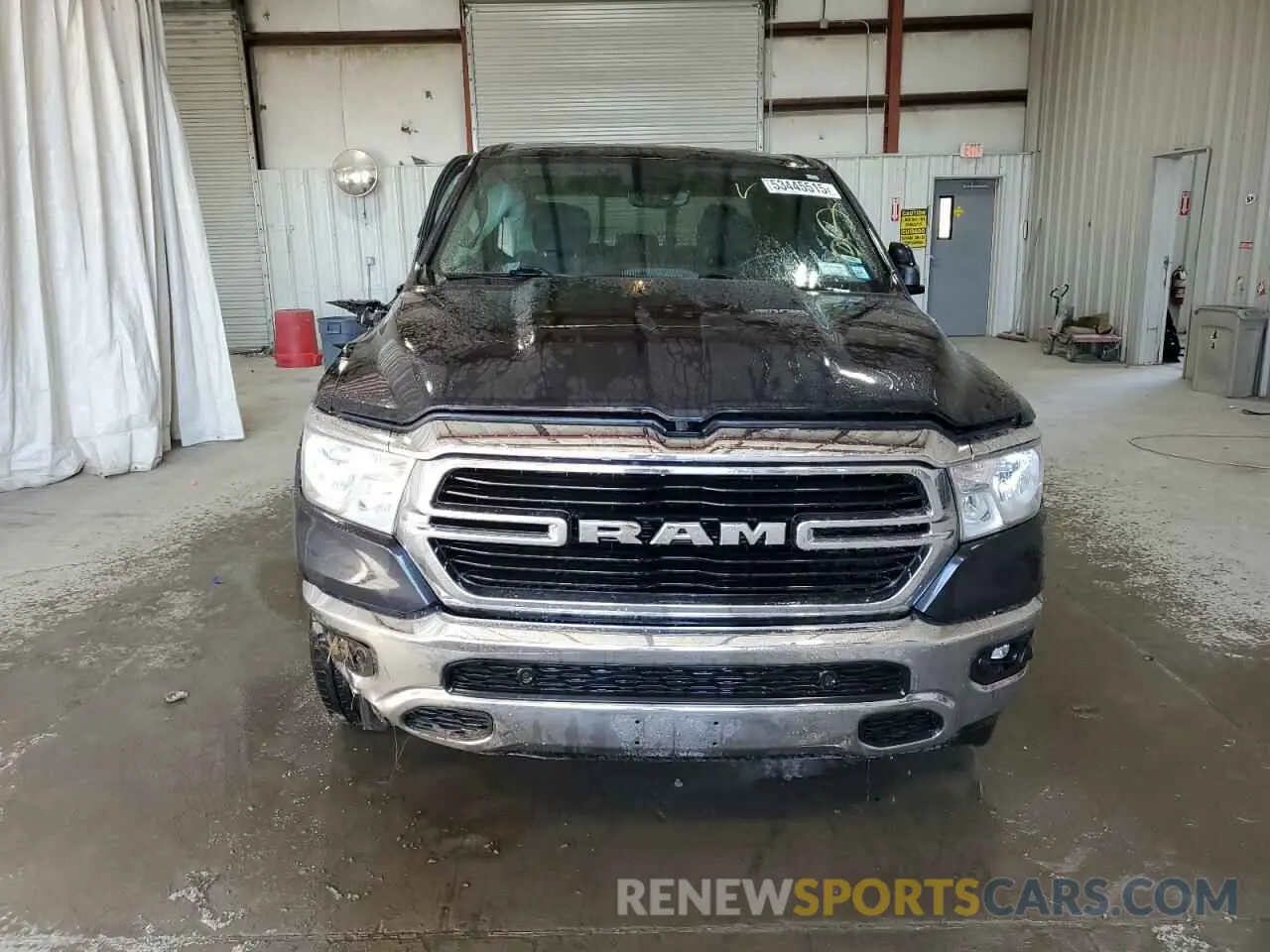 5 Photograph of a damaged car 1C6SRFFT4LN398640 RAM 1500 2020