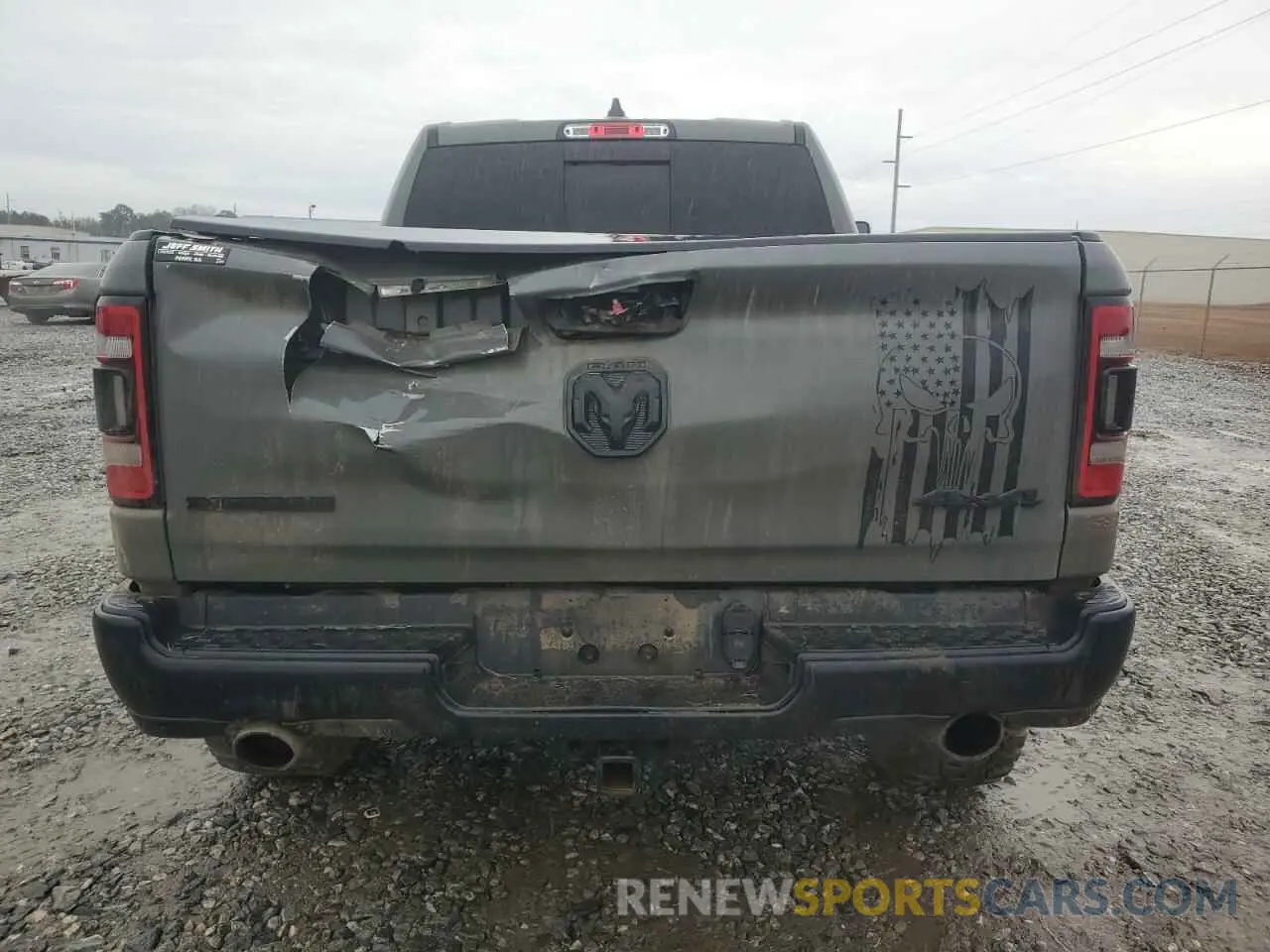 6 Photograph of a damaged car 1C6SRFFT4LN409832 RAM 1500 2020