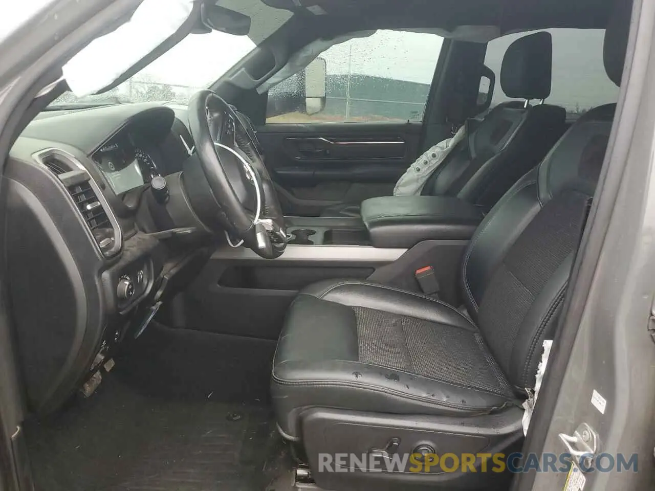 7 Photograph of a damaged car 1C6SRFFT4LN409832 RAM 1500 2020
