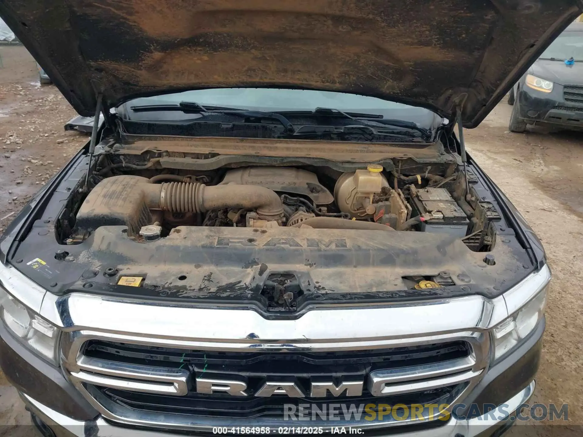 10 Photograph of a damaged car 1C6SRFFT6LN146789 RAM 1500 2020