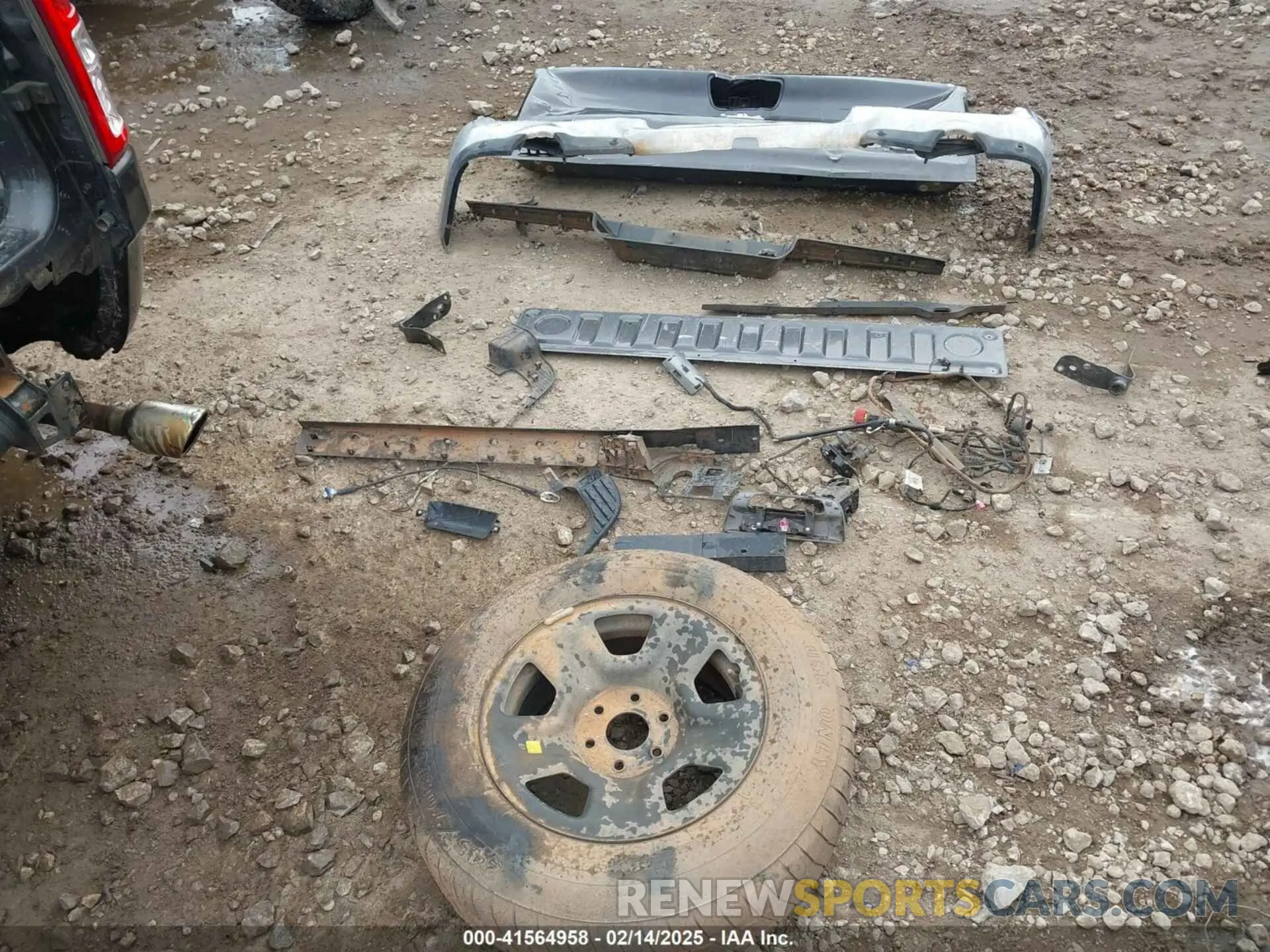 12 Photograph of a damaged car 1C6SRFFT6LN146789 RAM 1500 2020
