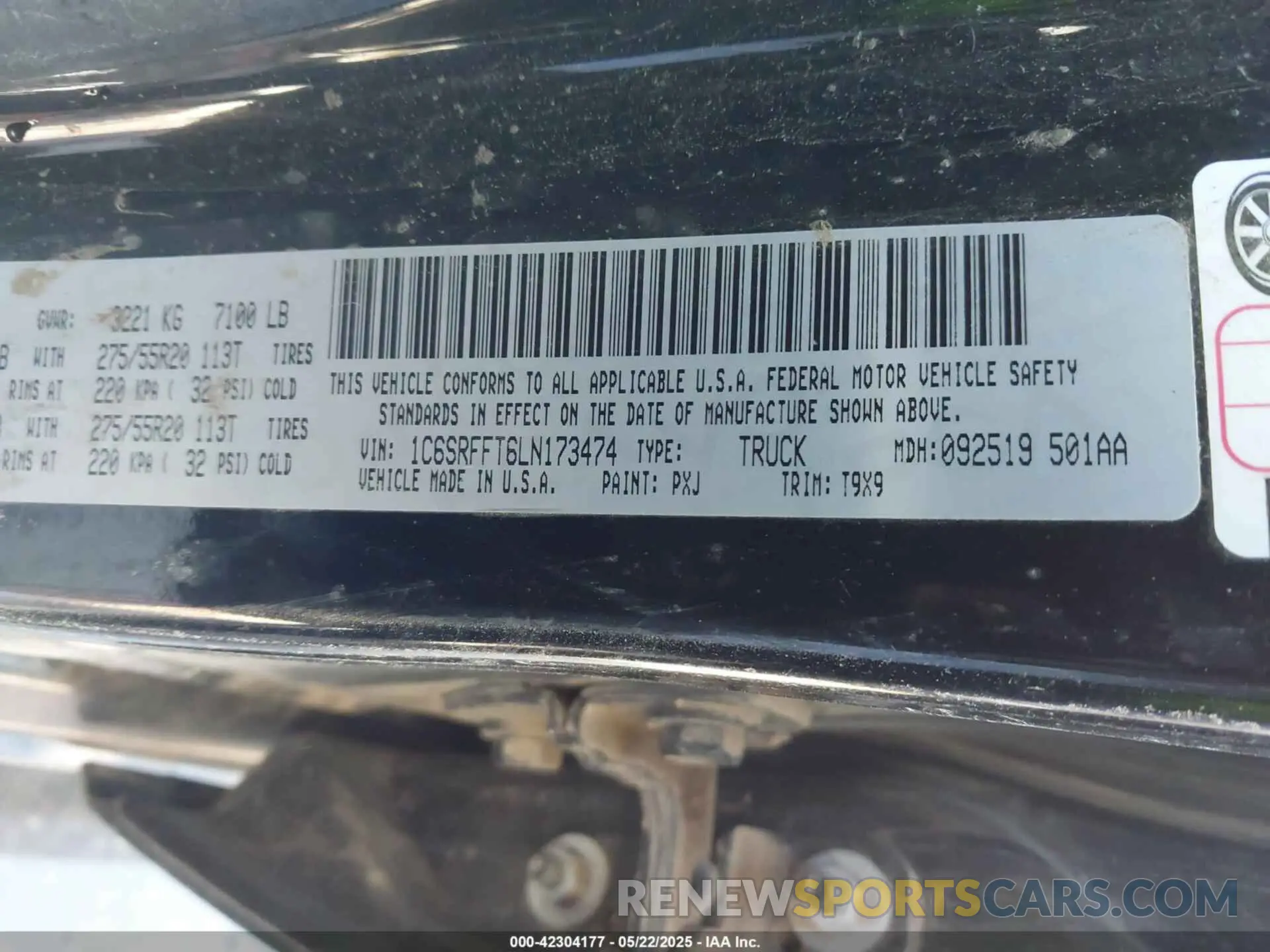9 Photograph of a damaged car 1C6SRFFT6LN173474 RAM 1500 2020