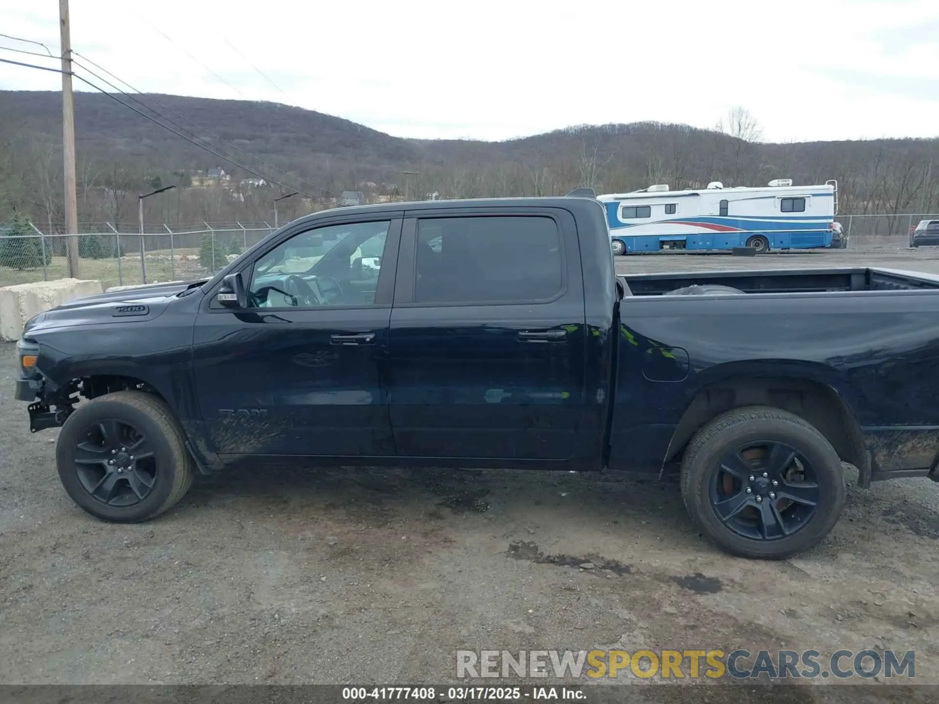 15 Photograph of a damaged car 1C6SRFFT6LN183373 RAM 1500 2020