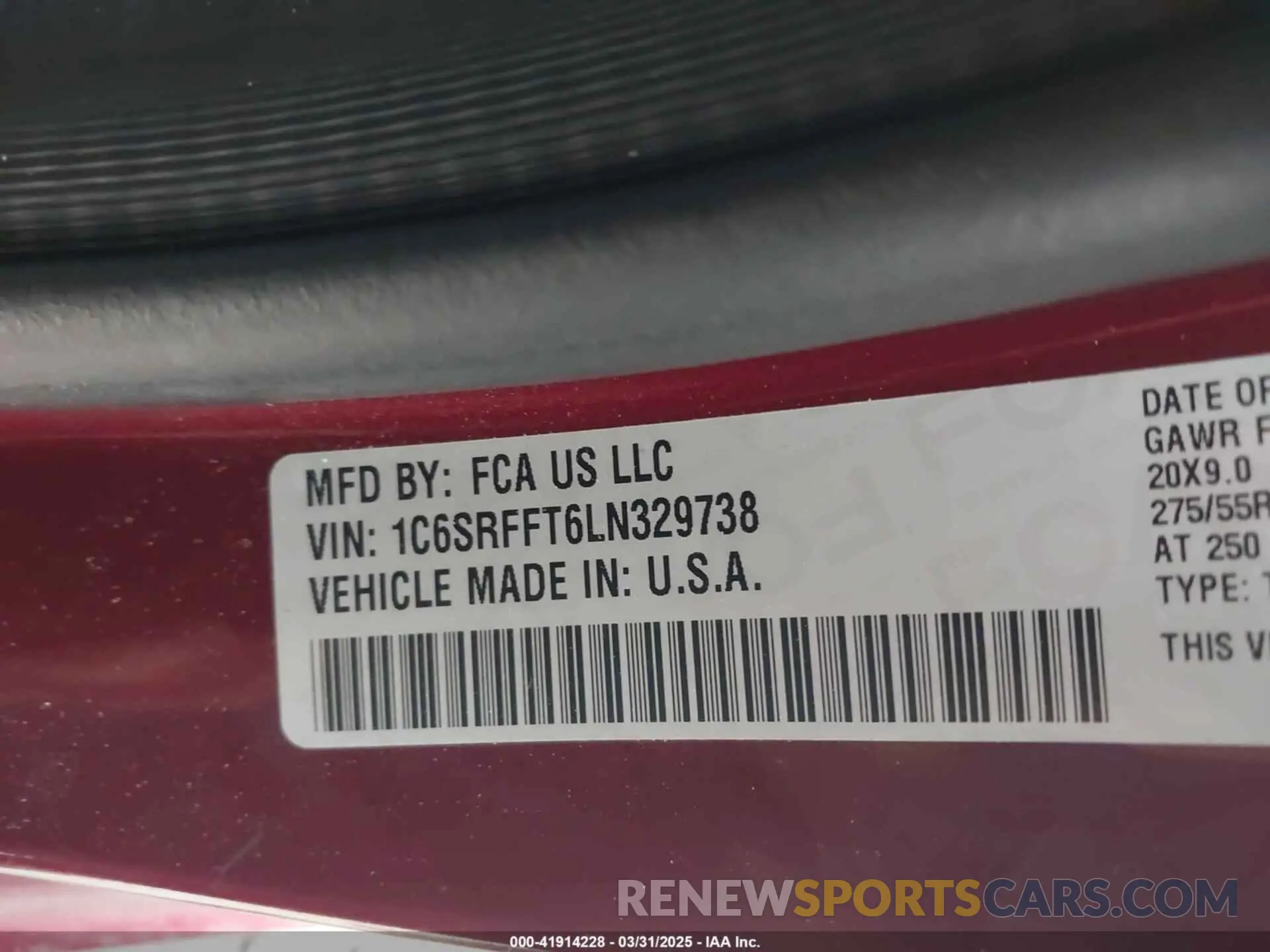 9 Photograph of a damaged car 1C6SRFFT6LN329738 RAM 1500 2020