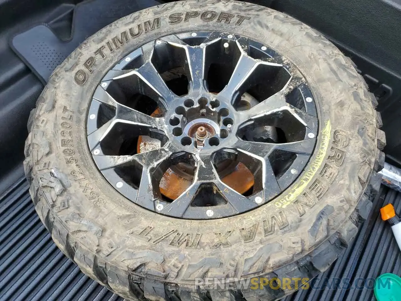 12 Photograph of a damaged car 1C6SRFFT7LN351201 RAM 1500 2020