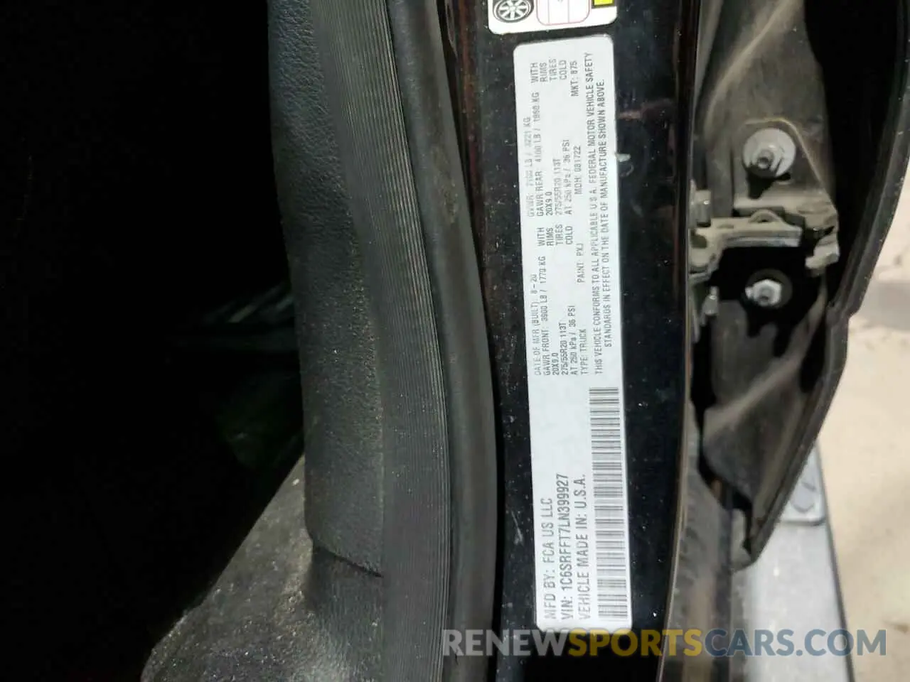 14 Photograph of a damaged car 1C6SRFFT7LN399927 RAM 1500 2020