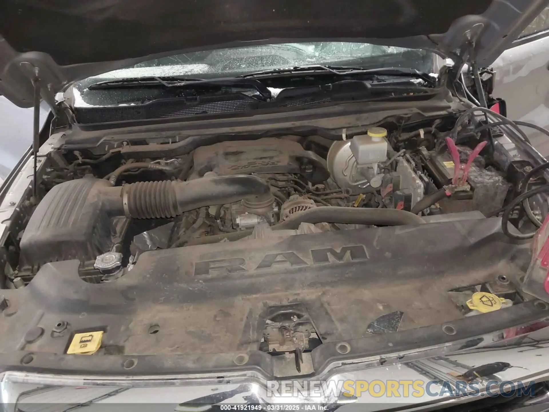 10 Photograph of a damaged car 1C6SRFFT8LN113101 RAM 1500 2020
