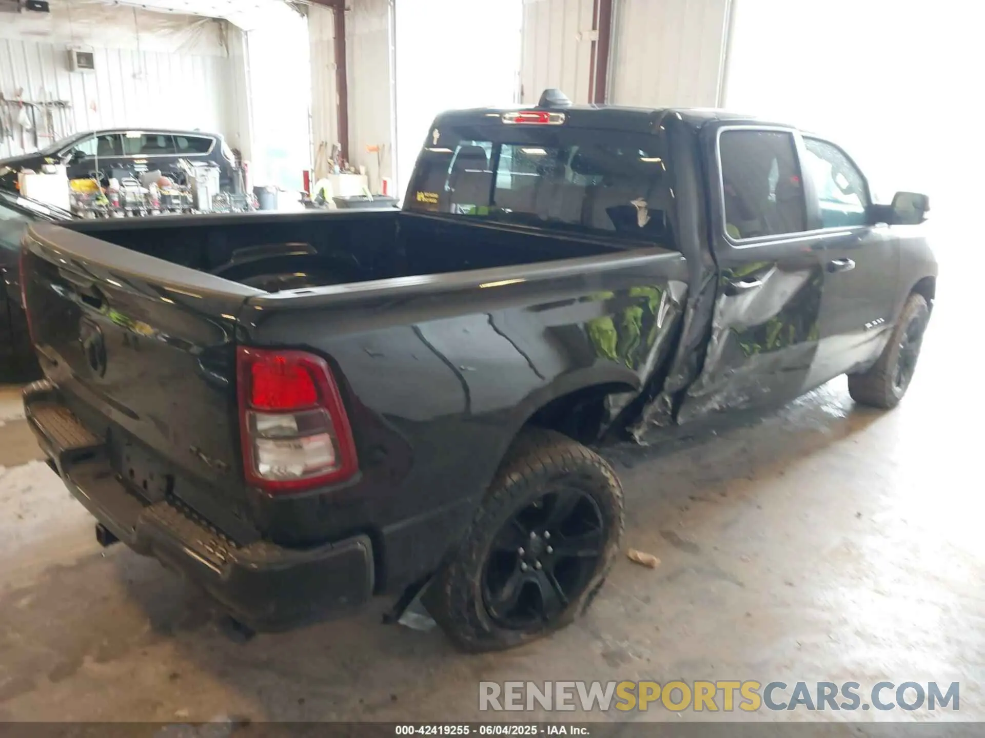 4 Photograph of a damaged car 1C6SRFFT8LN184508 RAM 1500 2020