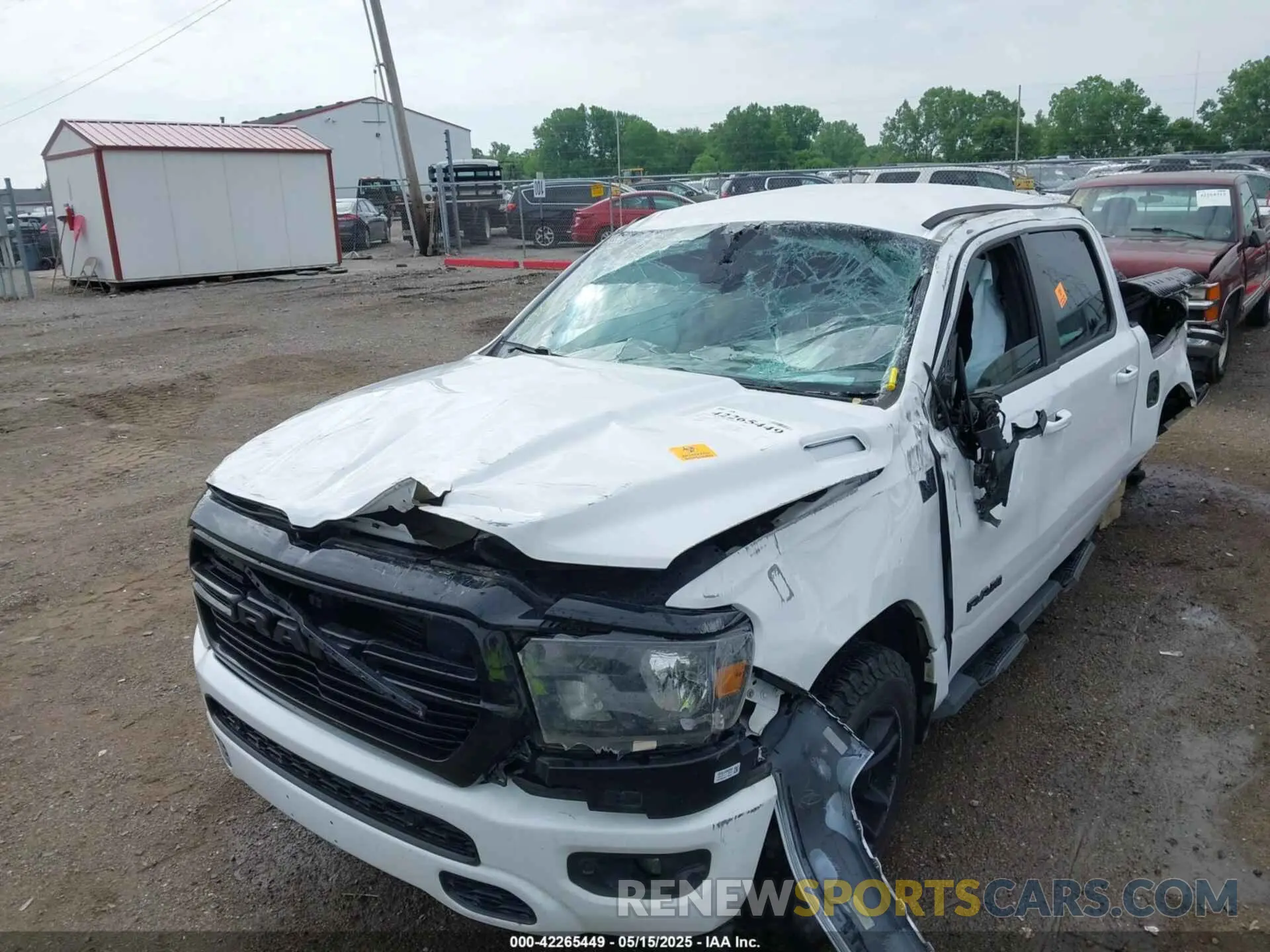 6 Photograph of a damaged car 1C6SRFFT8LN301178 RAM 1500 2020
