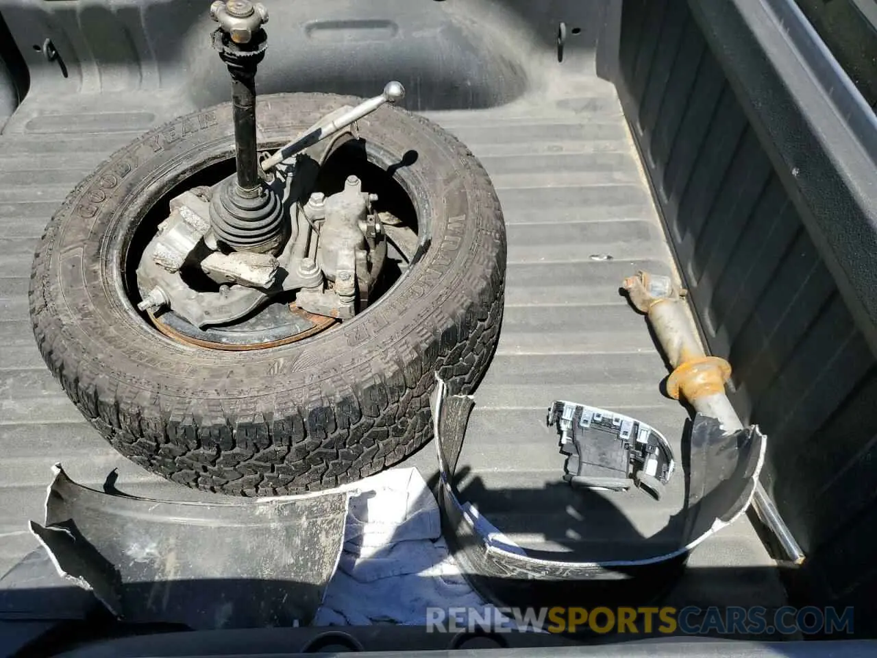 12 Photograph of a damaged car 1C6SRFFT8LN305635 RAM 1500 2020