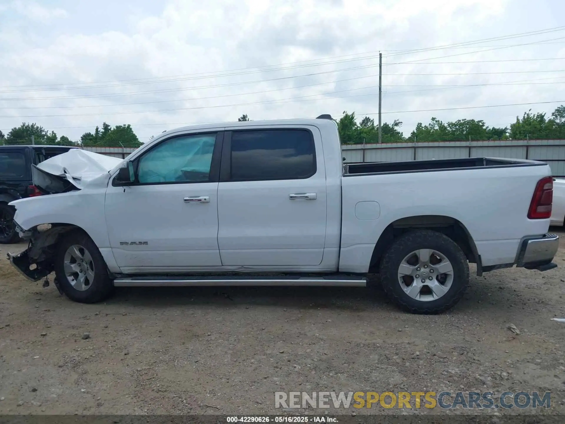 13 Photograph of a damaged car 1C6SRFFT9LN321942 RAM 1500 2020
