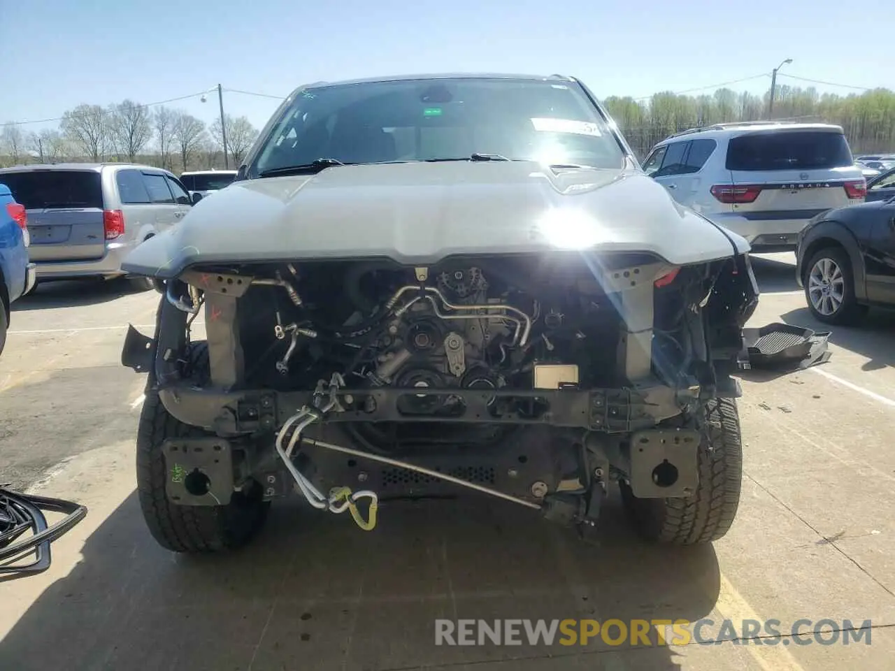 5 Photograph of a damaged car 1C6SRFFT9LN379629 RAM 1500 2020