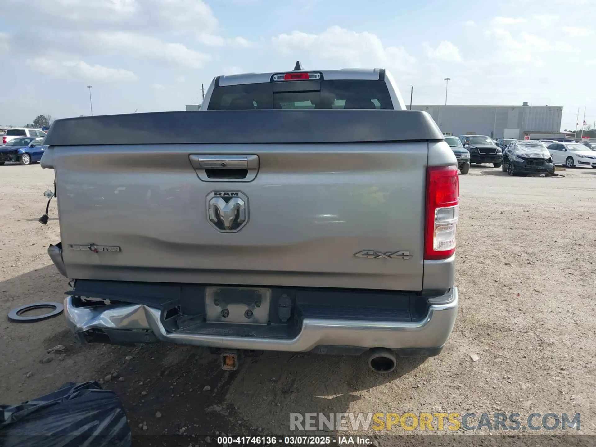 17 Photograph of a damaged car 1C6SRFFTXLN104769 RAM 1500 2020