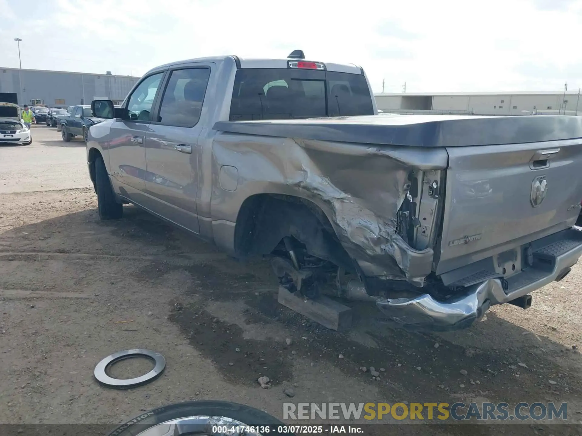 3 Photograph of a damaged car 1C6SRFFTXLN104769 RAM 1500 2020