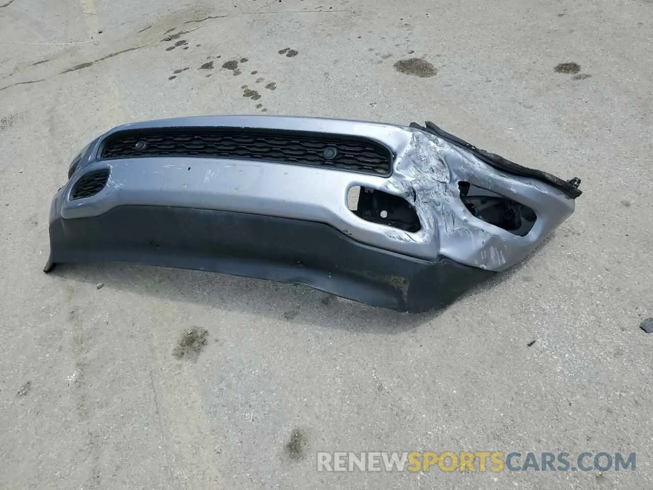 12 Photograph of a damaged car 1C6SRFFTXLN232574 RAM 1500 2020