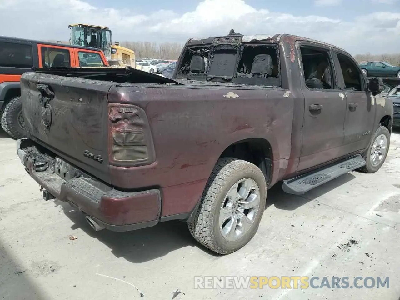 3 Photograph of a damaged car 1C6SRFFTXLN264909 RAM 1500 2020