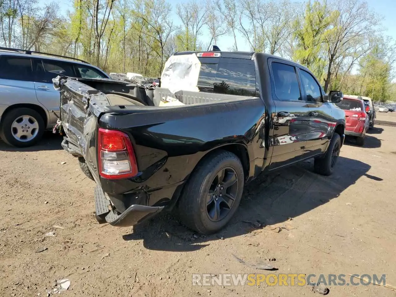 3 Photograph of a damaged car 1C6SRFFTXLN309914 RAM 1500 2020
