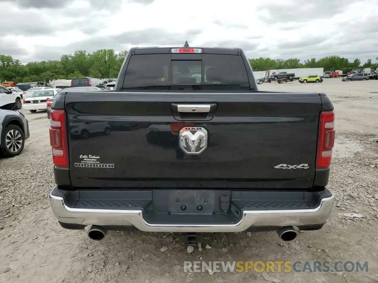 6 Photograph of a damaged car 1C6SRFFTXLN332089 RAM 1500 2020